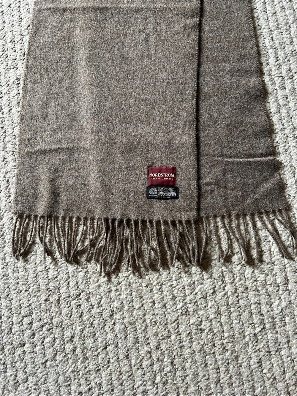 VTG Nordstrom wool scarf 70 inches long